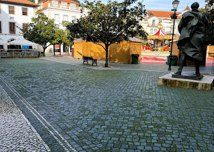 Art Historic House דירה